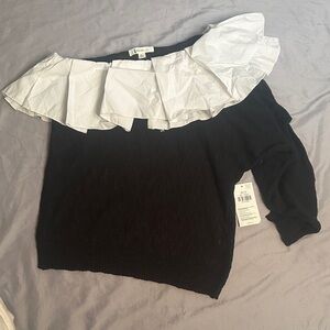 Nylon Apparel Off-Shoulder Sweater with White Ruffle